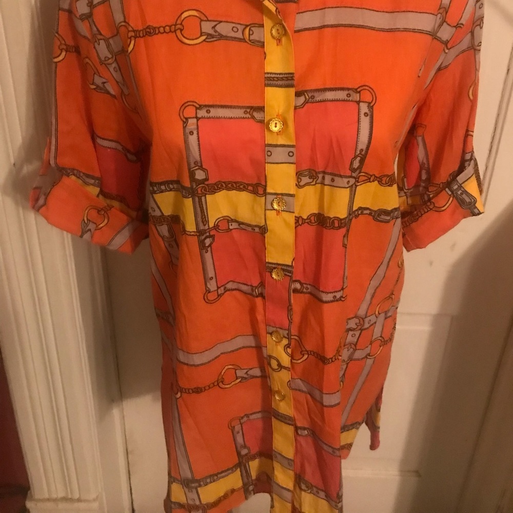 Women’s tops
